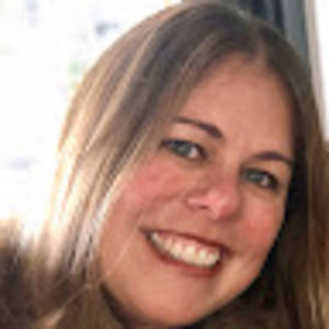 Meet your Posher, Leticia